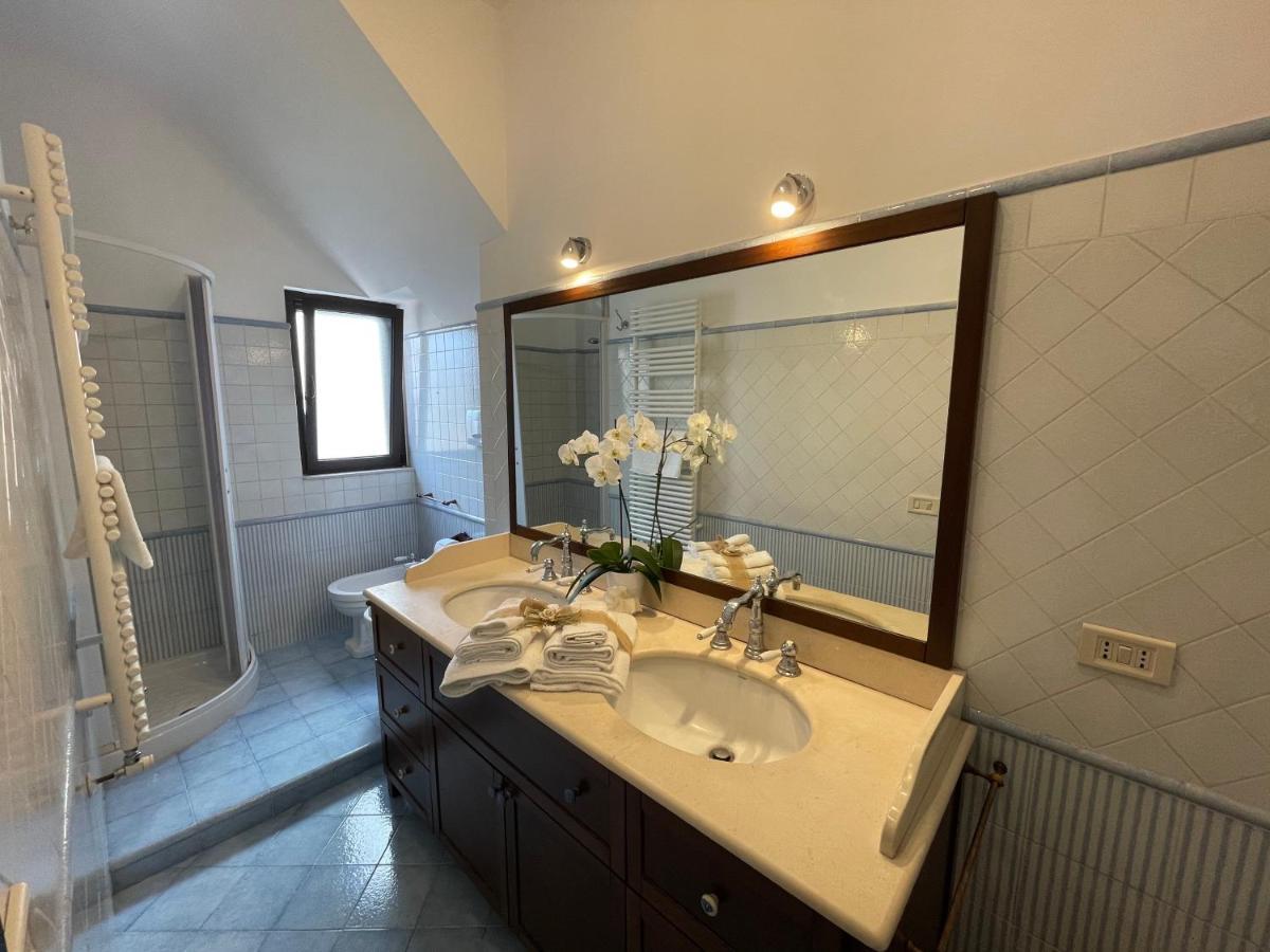 Dimora Bellini Apartment And Rooms Castellana Grotte Dış mekan fotoğraf