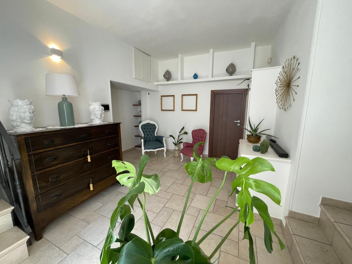 Dimora Bellini Apartment And Rooms Castellana Grotte Dış mekan fotoğraf