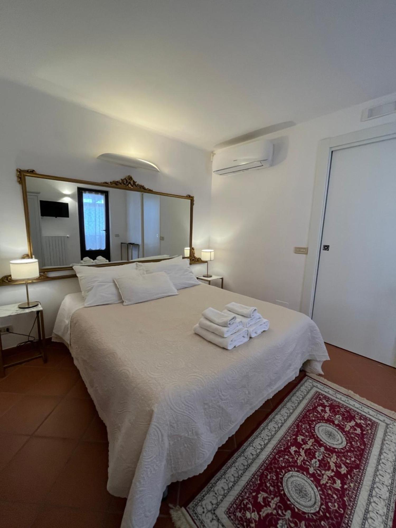 Dimora Bellini Apartment And Rooms Castellana Grotte Dış mekan fotoğraf